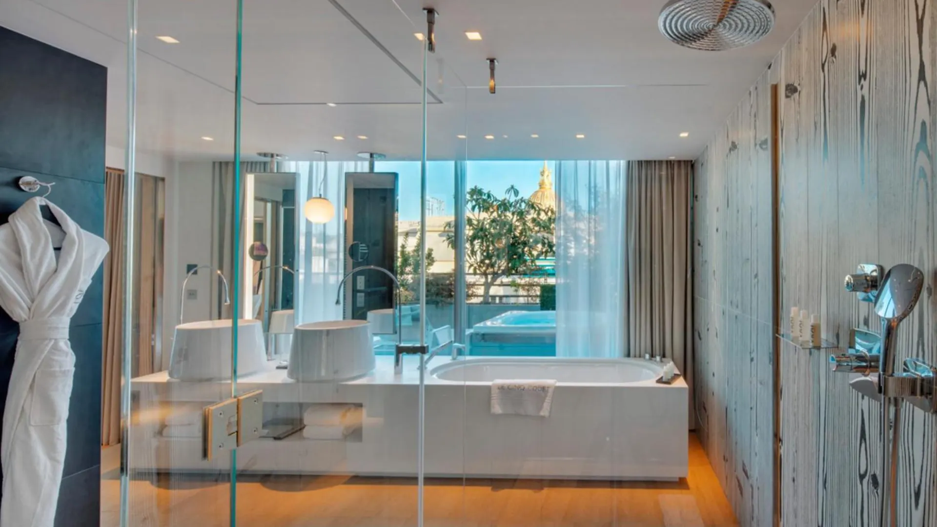 Le Cinq Codet 5*