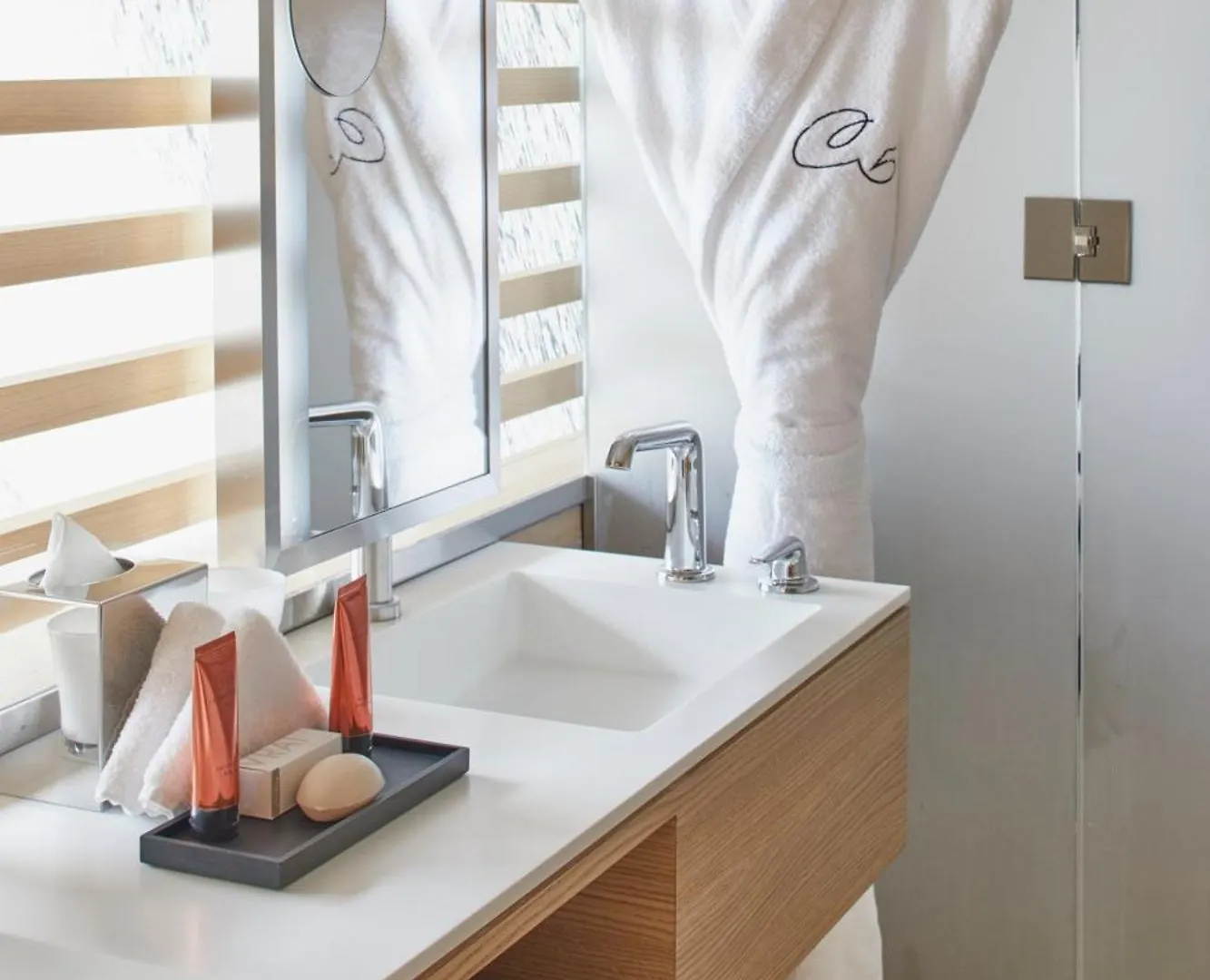 Le Cinq Codet Hotel Paris