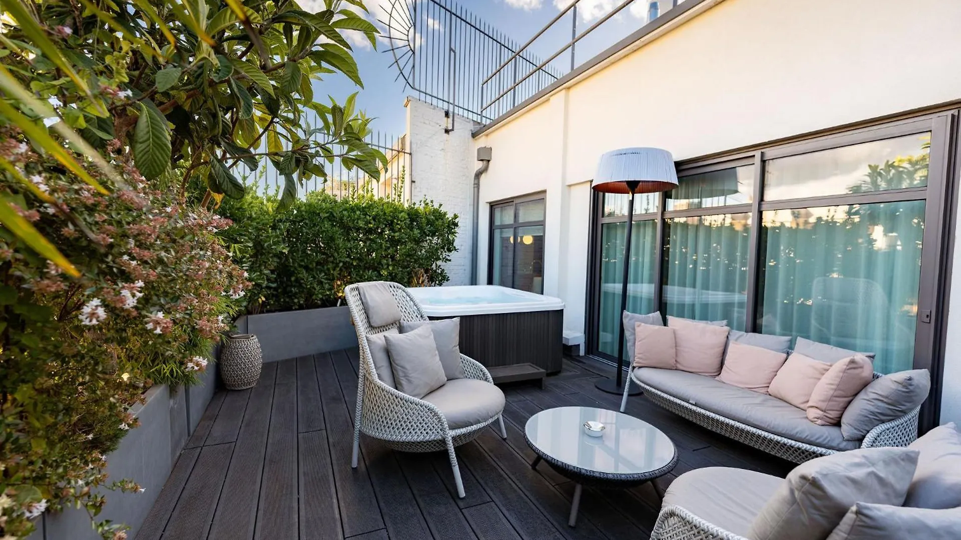 Hotel Le Cinq Codet Paris